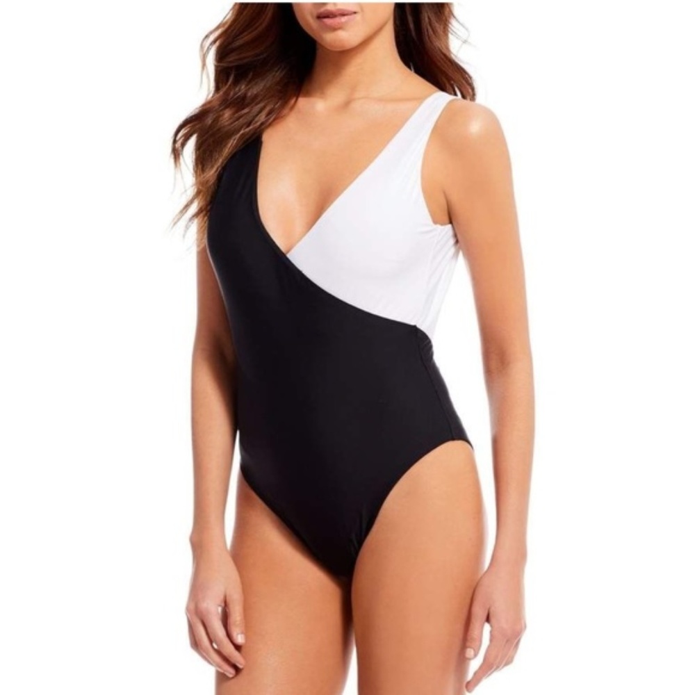 Gianni Bini Colorblock One Piece Swimsuit NWT